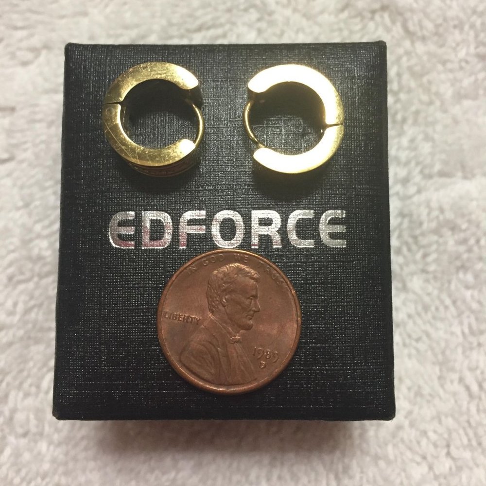 EdForce Stainless Steel Gold Hoop Gold Earrings - Picture 10 of 16
